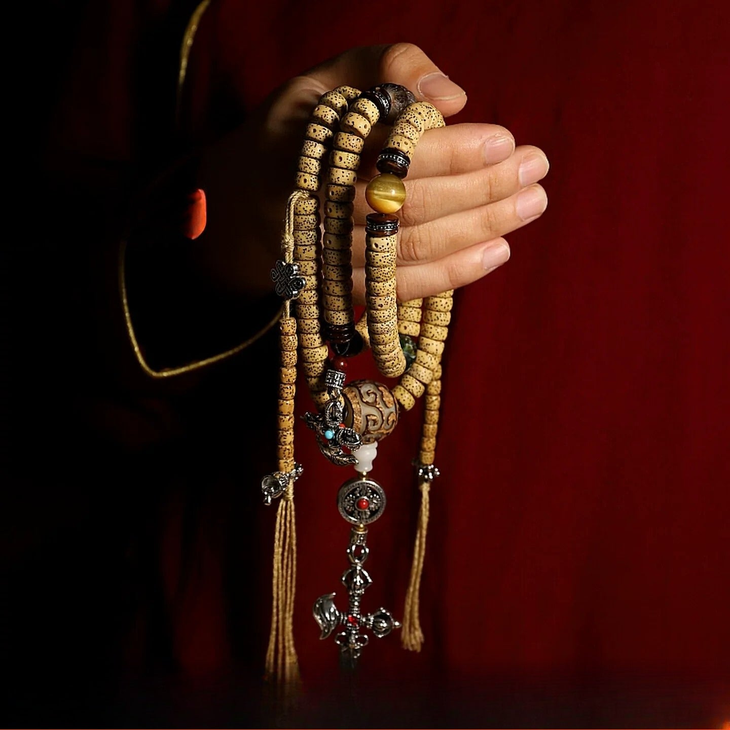 108 Beads Natural Star-Moon Bodhi Seed Tibetan Mala Prayer Beads Bracelet Necklace For Men And Women Handcrafted Buddhist Meditation Rosary