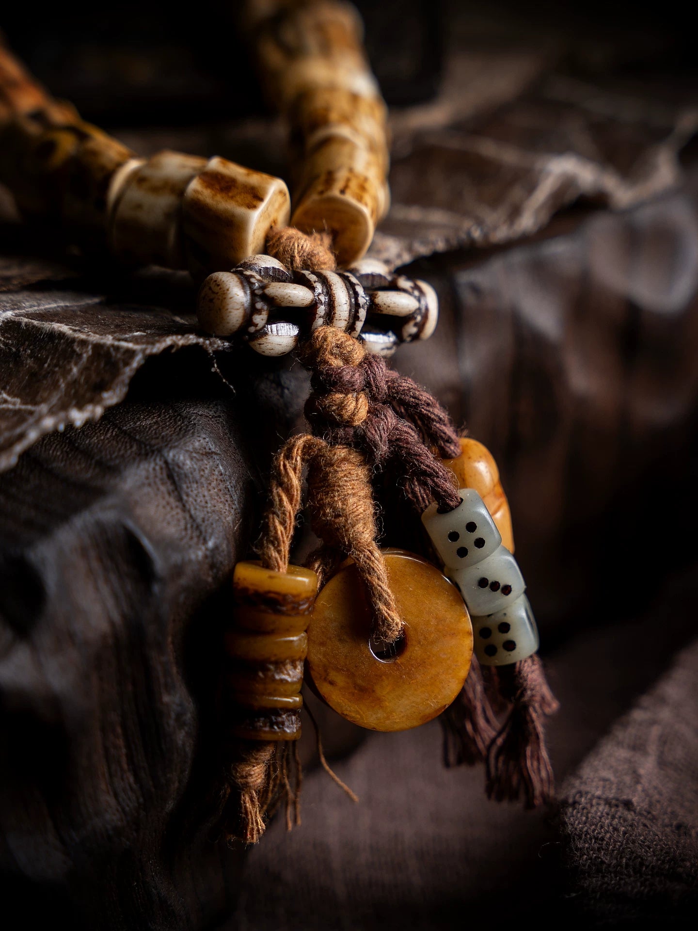 Handmade Tibetan Style Braided Rope Single Circle Bracelet Natural Antler Tip Yak Bone Ethnic Tibetan Cultural Jewelry for Daily Wear and Collection