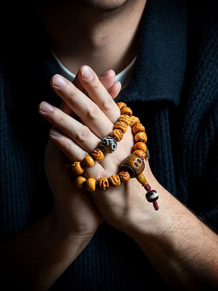 Tibet naturlig yakknogle mala-perlearmbånd vintage håndskåret kranium Mahakala flerlags armbånd håndlavede tibetanske etniske meditationsbedeperler smykker til mænd og kvinder