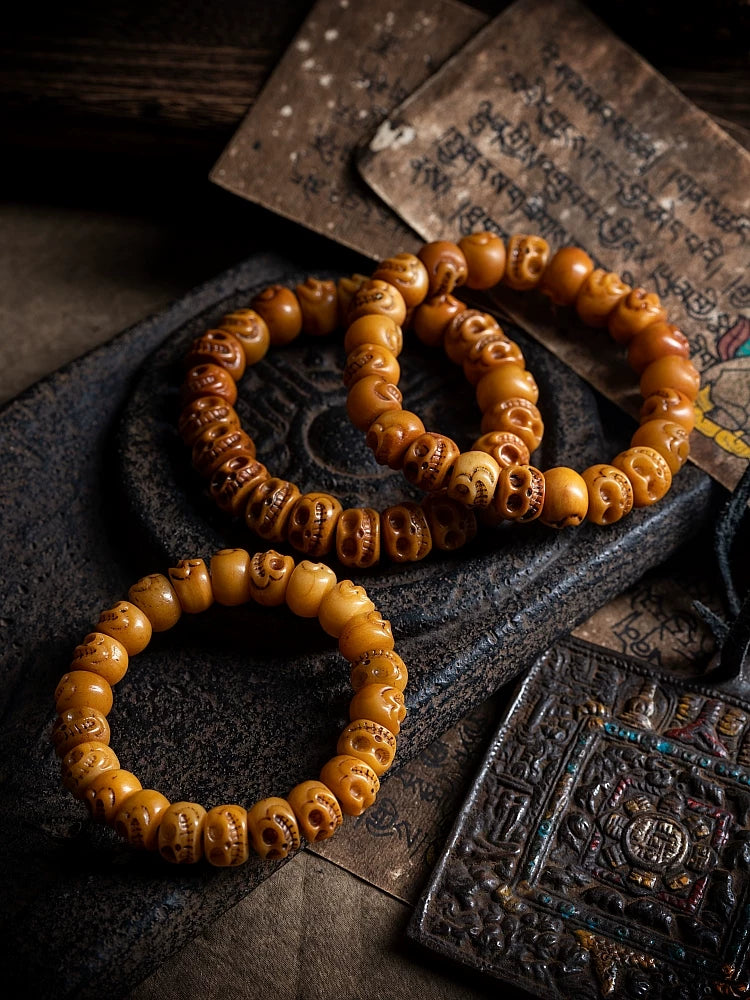 Natural Tibetan Yak Bone Mala Bracelet Single Strand Skeleton Citipatti Handmade Beaded Wristband Tibetan Style Buddhist Meditation Jewelry for Men and Women Spiritual Yoga Accessories