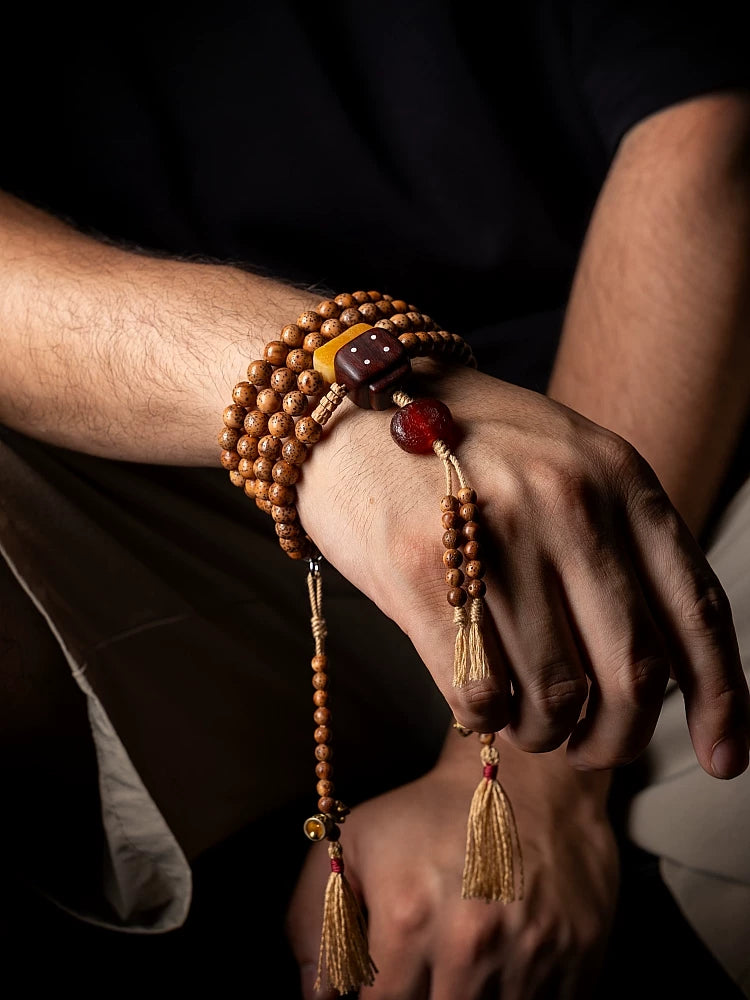 Original Design 108 Beads Aged Star-Moon Bodhi Mala Prayer Beads Bracelet Unisex Tibetan Style Hand String For Meditation Daily Wear And Spiritual Collection