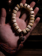 Tibetan Style Yak Bone Mala Beads Bracelet Irregular Shape Single Strand Hand String for Men and Women Tibetan Yak Bone Prayer Beads Bracelet for Hand Polishing Meditation Jewelry