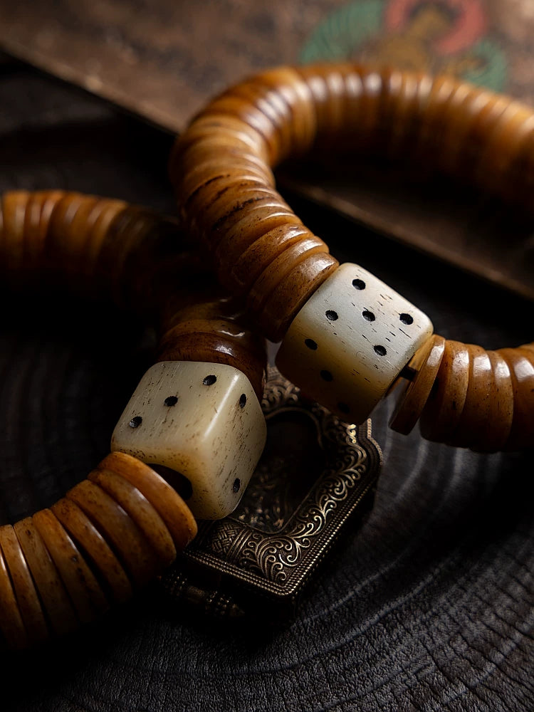 Autentiske tibetanske gamle yakknoglebedeperler Enkeltløkket armbånd til mænd Natur Ling Bone Håndkæde til håndspilssamling